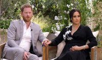 Meghan Markle y Enrique, en una imagen promocional de la entrevista con Oprah, que se emitirá el próximo 7 de marzo.