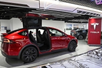 Venta de vehículos Tesla en imagen de archivo.