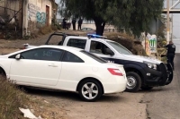 El cuerpo de la mujer fue hallado debajo de un árbol y a unos metros de un motel.