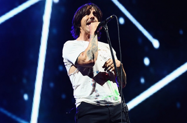 Anthony KIedis en un festival en Seaclose Park, Junio 14, 2014 en Newport, Isla de Wight