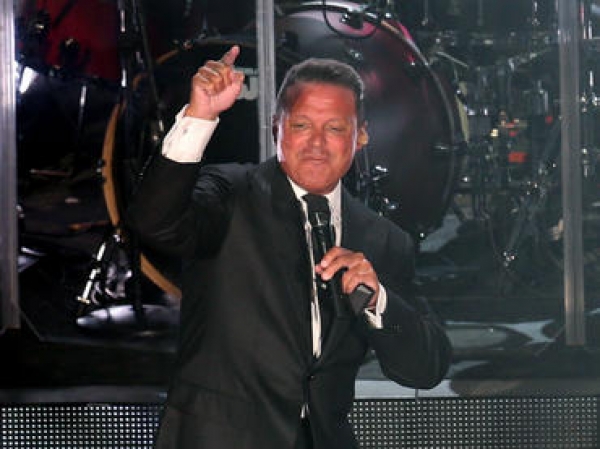 Luis Miguel. El cantante sigue en problemas de demandas por incumplimiento de contrato