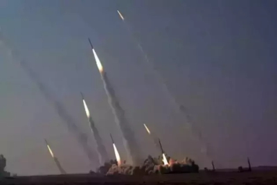 Los hutíes de Yemen lanzan un ataque masivo con misiles balísticos contra Israel