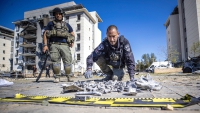 Un experto en desactivación de bombas en Beersheba, Israel, el 20 de junio de 2025.