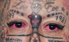 Tatuada hasta los ojos: la carrera por ser la mujer más tatuada del mundo