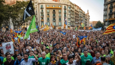 Última hora de la operación policial en Cataluña y las manifestaciones en España en contra del Gobierno