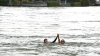 Ministra de Deportes de Francia nada en el río Sena a 13 días de los JJ.OO. de París