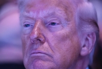 Trump ordena interceptar “con efecto inmediato” buques que intenten entrar o salir del estrecho de Ormuz tras no alcanzar acuerdo con Irán