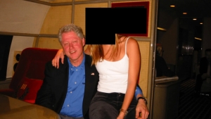"Foto familiar": Enviado del Kremlin ironiza con las declaraciones de Bill Clinton sobre Epstein