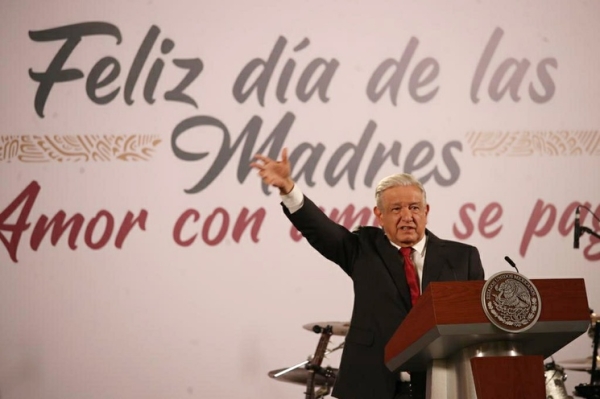 El presidente de México, Andrés Manuel López Obrador, durante su conferencia matutina en Palacio Nacional, en la Ciudad de México, el 10 de mayo de 2023. 