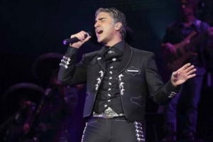 Alejandro Fernández &#039;en guerra&#039; por marca ‘Potrillo’