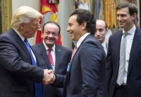 El presidente de EU, Donald Trump, y el CEO de Ford, Mark Fields, durante una reunión el pasado 24 de enero.