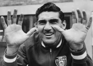 Antonio 'La Tota' Carbajal, leyenda futbolística mexicana.