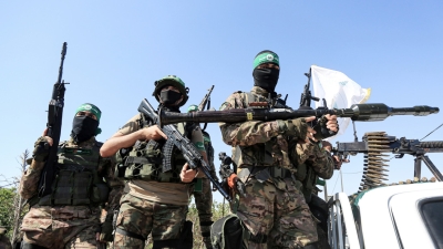 Combatientes de las Brigadas al-Qassam, el ala militar de Hamás.