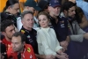 El director de la escudería austríaca Red Bull, Christian Horner, acompañado por su esposa, la cantante británica Geri Halliwell, durante el Gran Premio de Arabia Saudita el pasado mes de marzo.