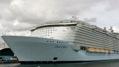 Reportan &quot;caos total&quot; en un crucero donde más de 250 personas contrajeron un virus