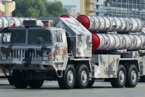 Irán prueba el sistema ruso S-400 y los misiles antiaéreos chinos HQ-9B