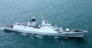 China envía una fragata de guerra a Tartus para proteger a Siria