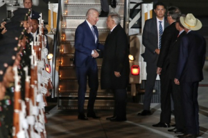 Llega Joe Biden al Aeropuerto Felipe Ángeles
