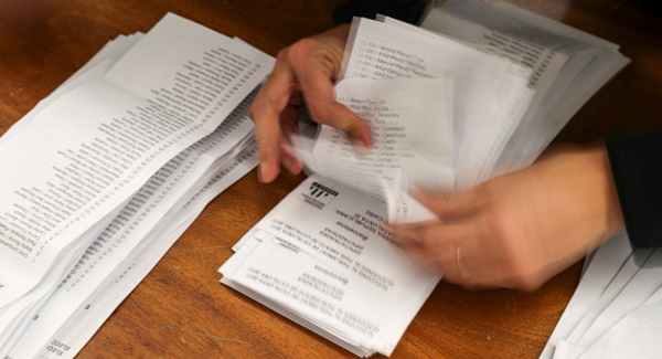 El independentismo consigue la mayoría en Cataluña con el escrutinio al 60%