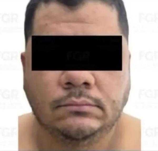 José "N" fue detenido junto a Jorge "N" después de un cateo realizado en dos inmuebles en la colonia Jardines de Santa Isabel, en Guadalajara.
