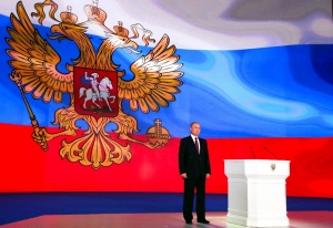 Durante su tradicional discurso sobre el estado de la nación ante las dos cámaras del Parlamento, Vladimir Putin aprovechó para reforzar su campaña electoral.