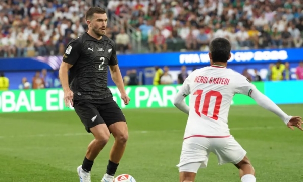 Tim Payne, defensor de Nueva Zelanda, en el debut contra Irán.
