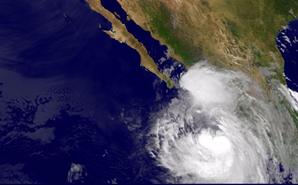 Imagen de la tormenta tropical de la costa occidental de México tomada por el satélite Nasa NOAA.