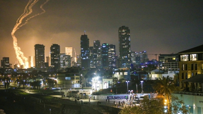 Israel pide a Irán, a través de intermediarios, que detenga los ataques