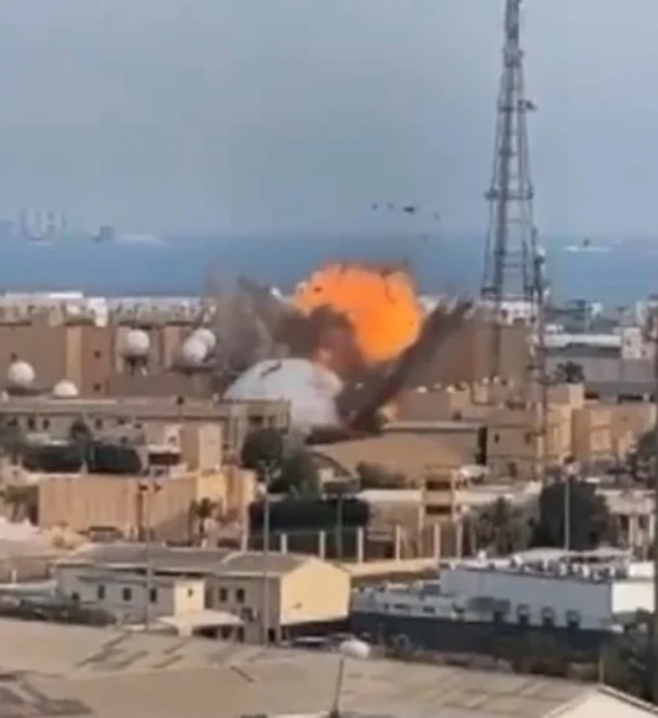 ​Irán ataca bases y centros de alerta de EE. UU. en el Golfo