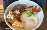 Restaurantes se ven obligados a subir precios ante alto costo de los huevos