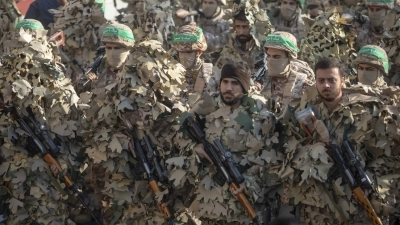 "Con el dedo en el gatillo": Militares iraníes se declaran en alerta máxima ante cualquier agresión