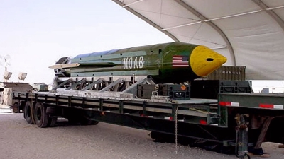La bomba GBU-43/B MOAB, conocida como la 'madre de todas las bombas'.
