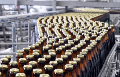 Línea de producción de Modelo. Imagen tomada de www.cervecerosdemexico.com