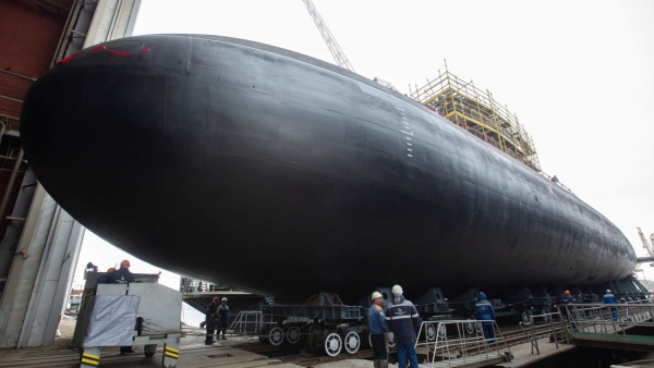 Ceremonia de botadura del submarino ruso Mozhaisk en los astilleros de San Petersburgo, el 27 de abril de 2023. 