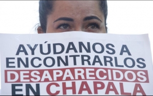 Esta mañana habitantes de Chapala se manifestaron por la desaparición de Griselda, Ángel y Wenceslao.