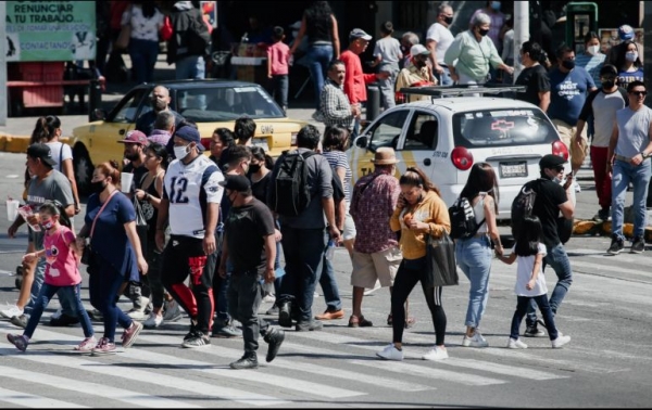 La activación del botón busca que la gente dejar de pasearse o reunirse por ocio o diversión.