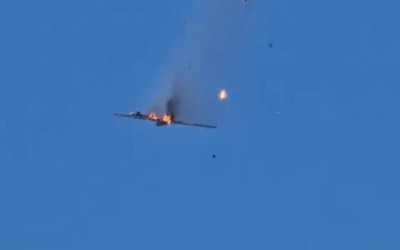 Un dron Hermes 900 de las FDI se estrella estrellándose en el sur del Líbano después de ser alcanzado por un misil tierra-aire de Hezbollah, el 1 de junio de 2024.
