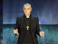 Sinead O'Connor implora ayuda, dice que vive en un motel