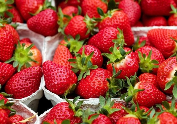 El truco que no conocías para que las fresas sepan mejor