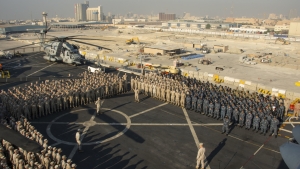 EE.UU. evacúa con urgencia a 1.500 militares, con sus familias y mascotas, de su base clave en Oriente Medio